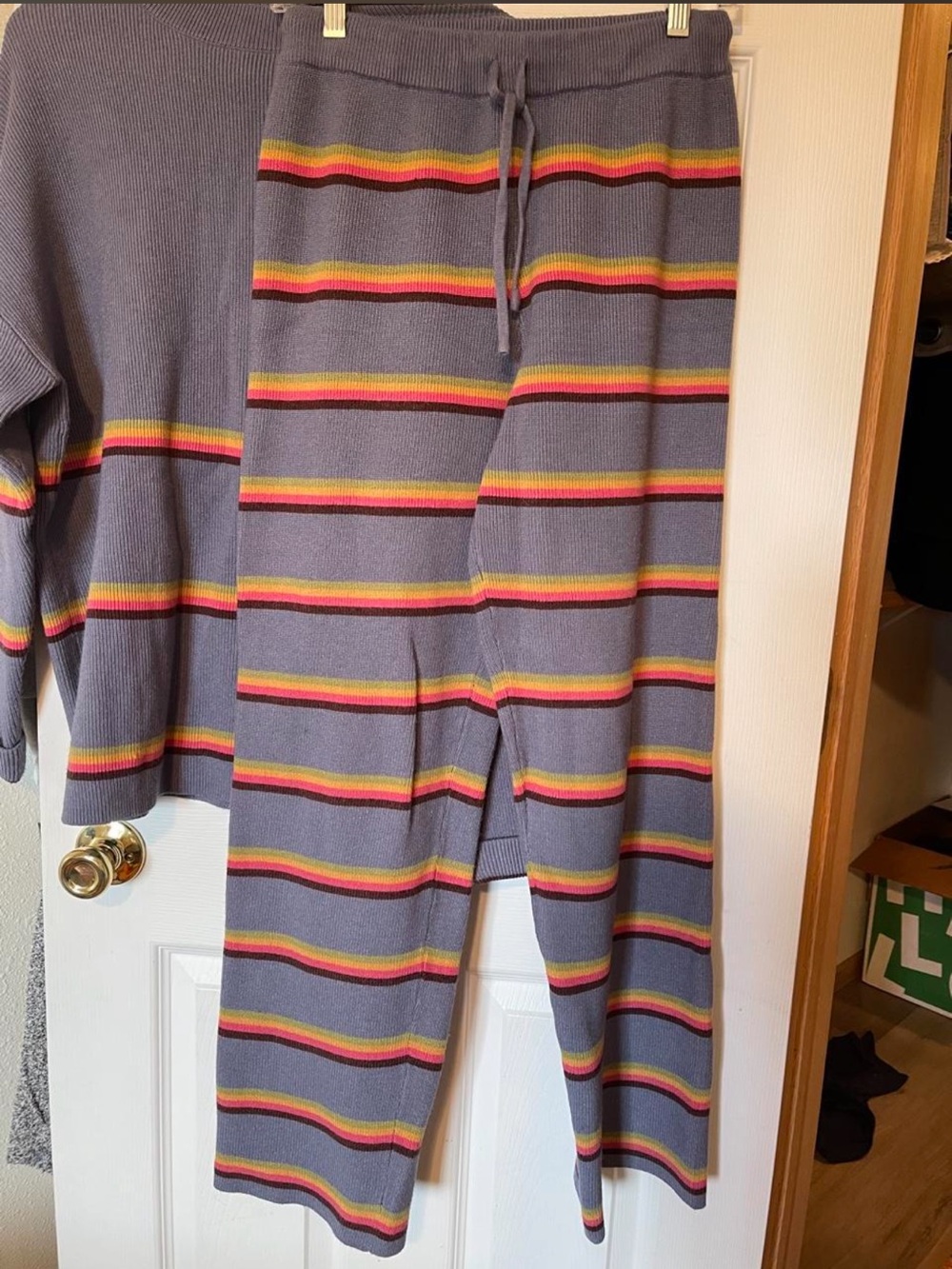 Lillusory Sweater Set - Picture 4 of 7